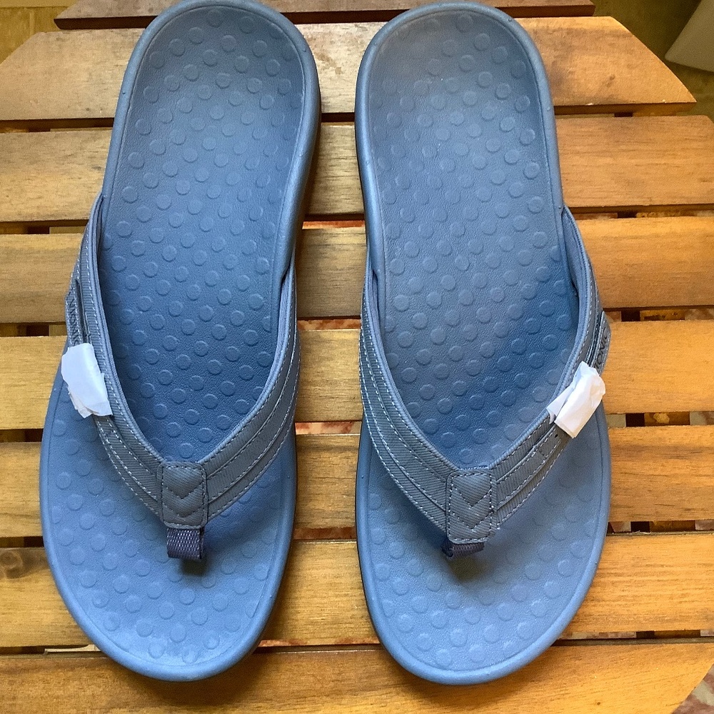 Vionic Flip Flop Thong Sandals with Buckle Detail SZ 9 Navy Tide Patty